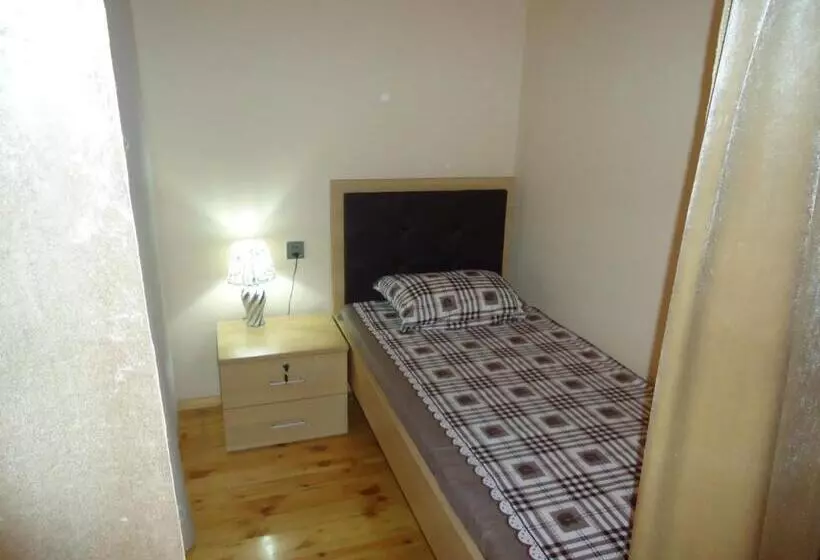 پانسیون Guesthouse Khazar In Old City