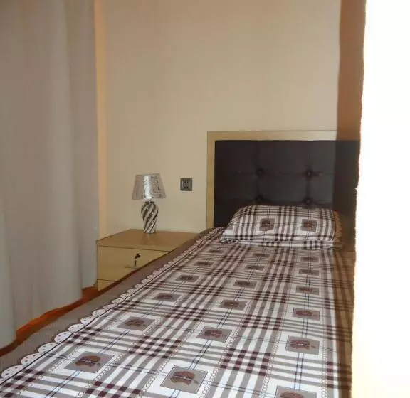 پانسیون Guesthouse Khazar In Old City