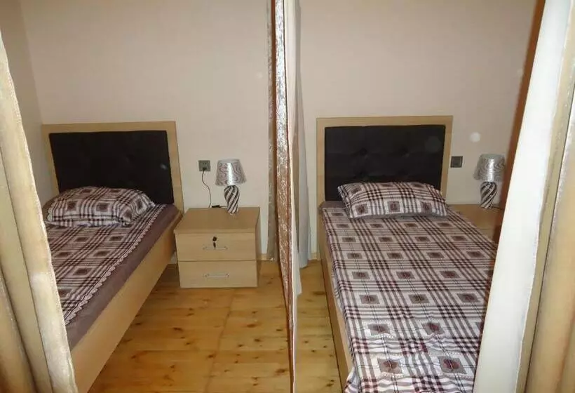 پانسیون Guesthouse Khazar In Old City