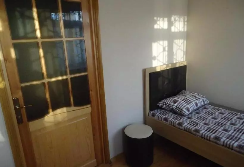 پانسیون Guesthouse Khazar In Old City