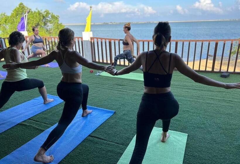 אתר נופש Margarita Kitesurfing School Sri Lanka