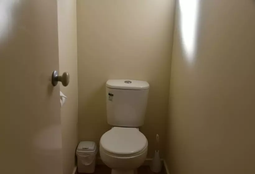 Ball Park Caravan Park