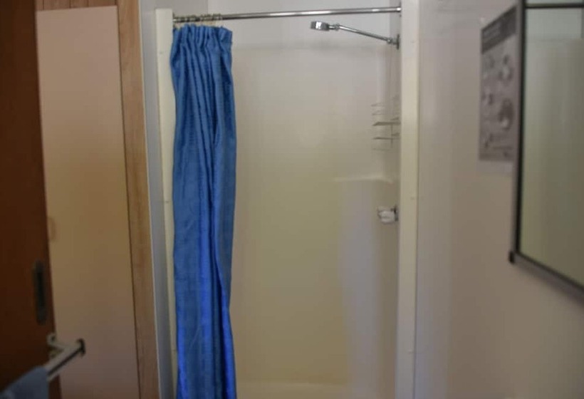 Ball Park Caravan Park