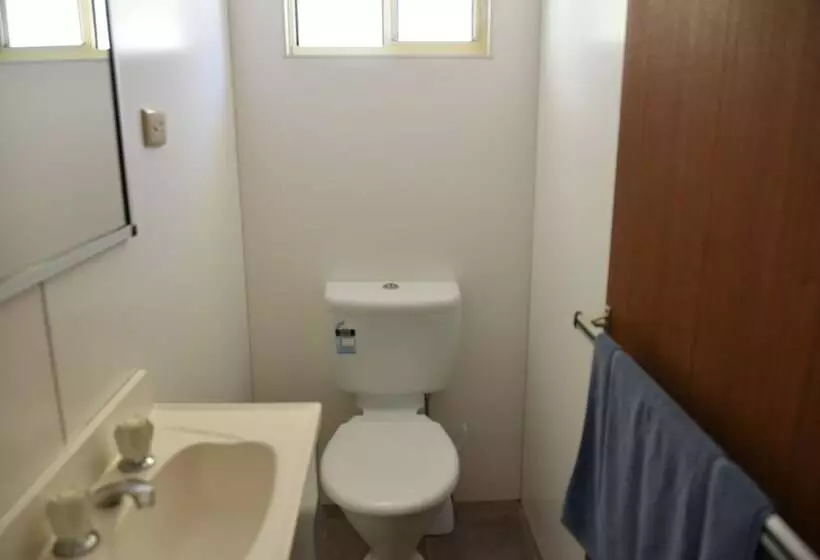 Ball Park Caravan Park