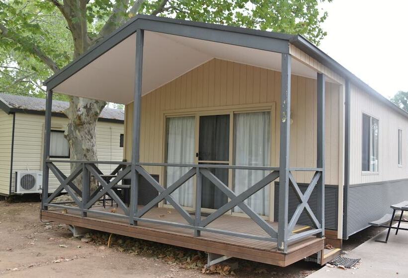 Ball Park Caravan Park