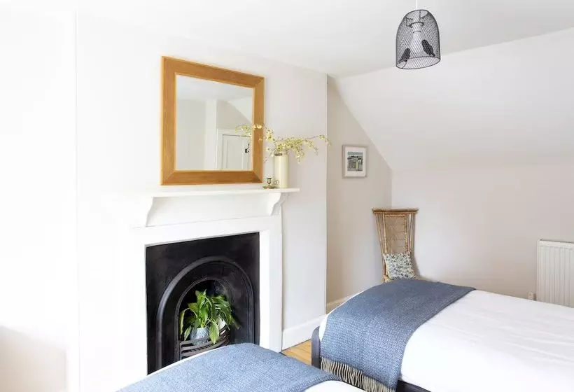 Beautiful 2 Bed Cottage In Stenton, East Lothian