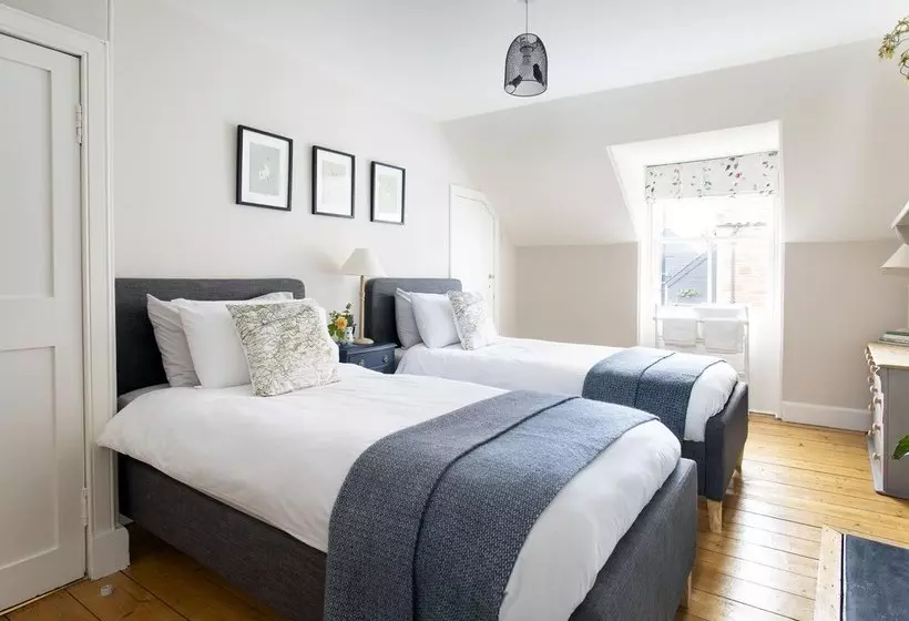 Beautiful 2 Bed Cottage In Stenton, East Lothian