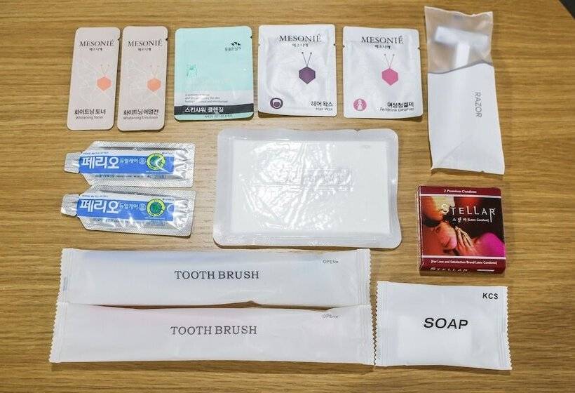 Hotel Geojedo Gohyeon Poem