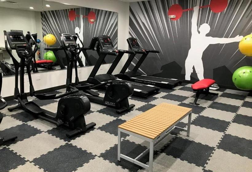 Отель Glō Best Western Enid Ok Downtown Convention Center