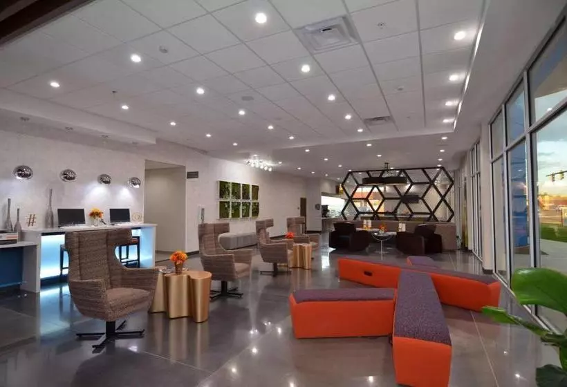 Hotelli Glō Best Western Enid Ok Downtown   Convention Center