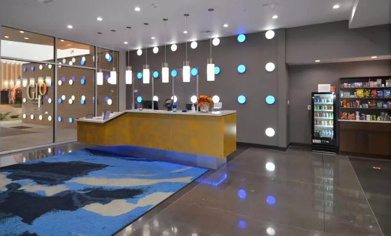 Hotelli Glō Best Western Enid Ok Downtown   Convention Center