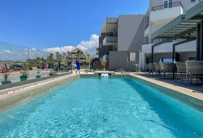 Hotelli Mare Blue & Suites