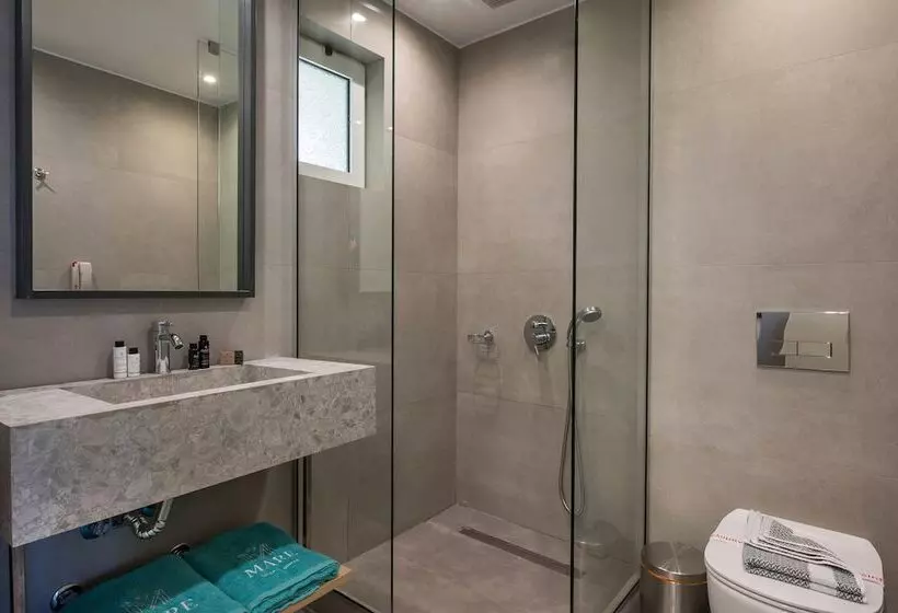 Hotelli Mare Blue & Suites