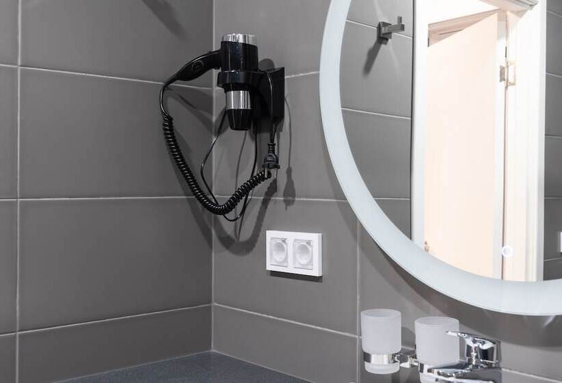 Yard Residence Apart