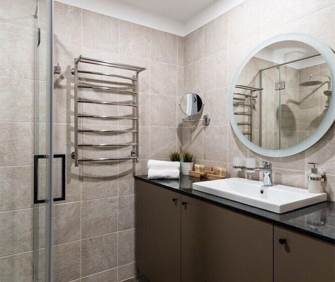 Yard Residence Apart