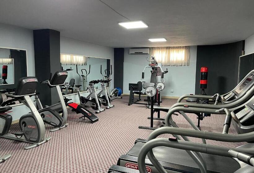 בית מלון כפרי Boulevard Palace