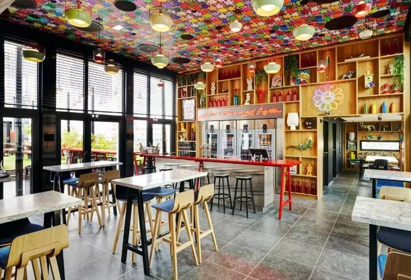 ホテル Citizenm Paris Champselysees
