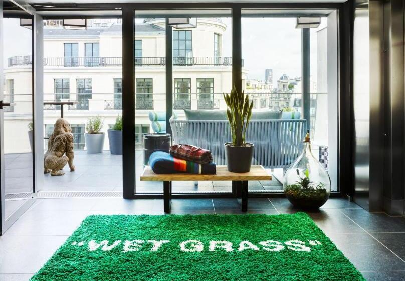 ホテル Citizenm Paris Champselysees