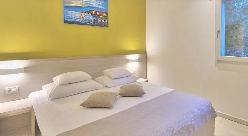 استراحتگاه Dieholidaybucht