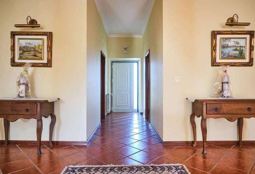 Beautiful 8 Bed Cottage In Celorico With Pool