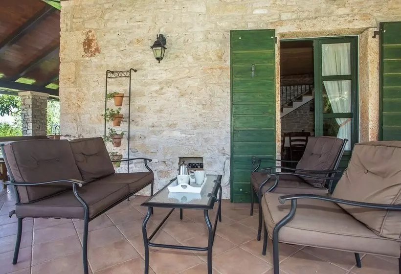 Beautiful Stone Villa With Private Pool And Fenced Yard  Pets Are Welcome