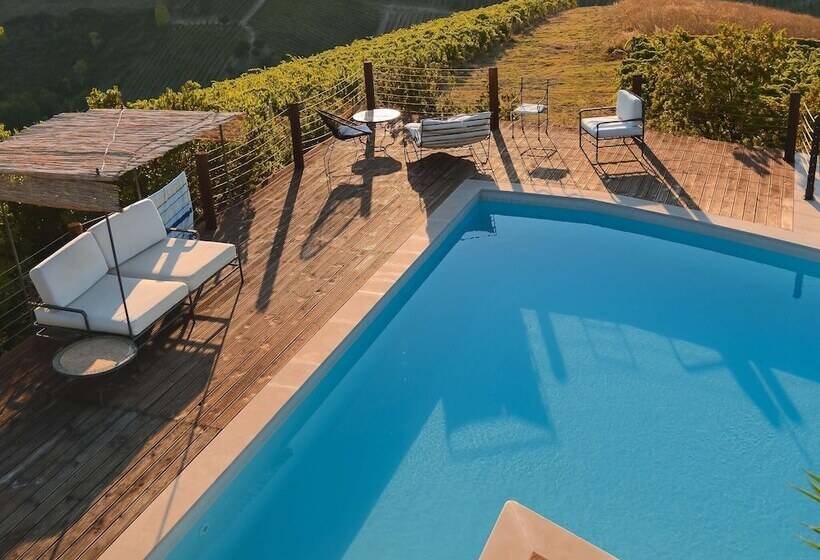 Enticing Apartment In Ascoli Piceno With Swimming Pool