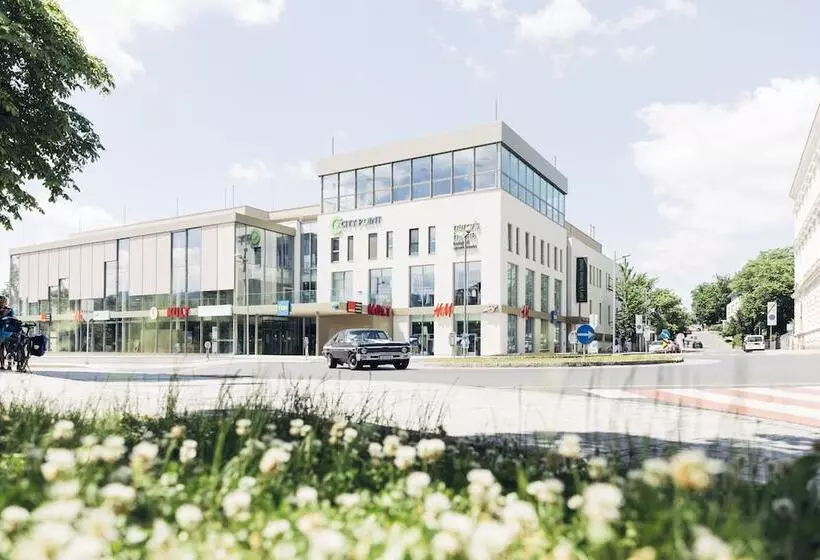 Harry S Home Steyr Hotel & Apartments