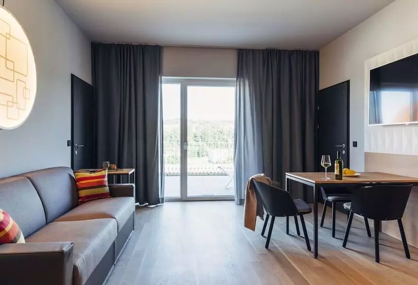 Harry S Home Steyr Hotel & Apartments