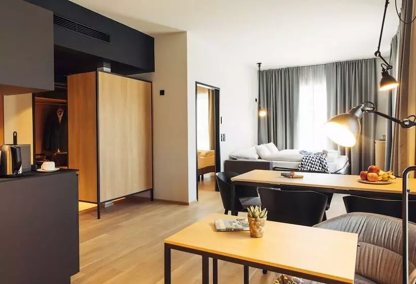 Harry S Home Steyr Hotel & Apartments