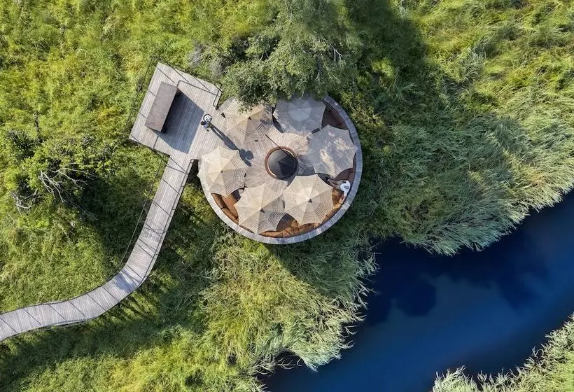 هتل Xigera Safari Lodge