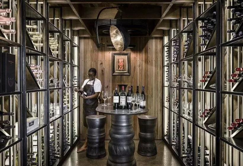 هتل Xigera Safari Lodge