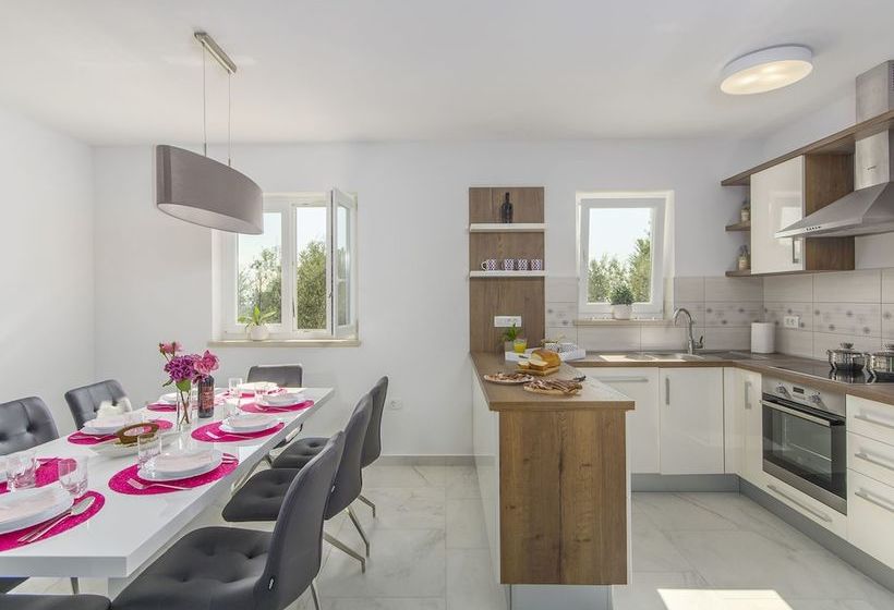 Modern Newly Built Villa In A Beautiful Location With Private Pool And Garden