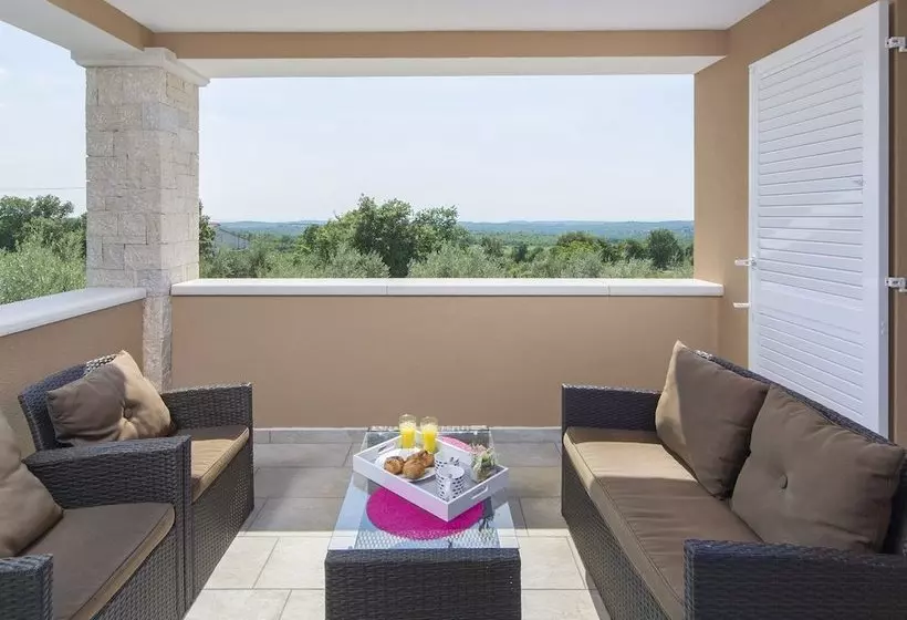 Modern Newly Built Villa In A Beautiful Location With Private Pool And Garden