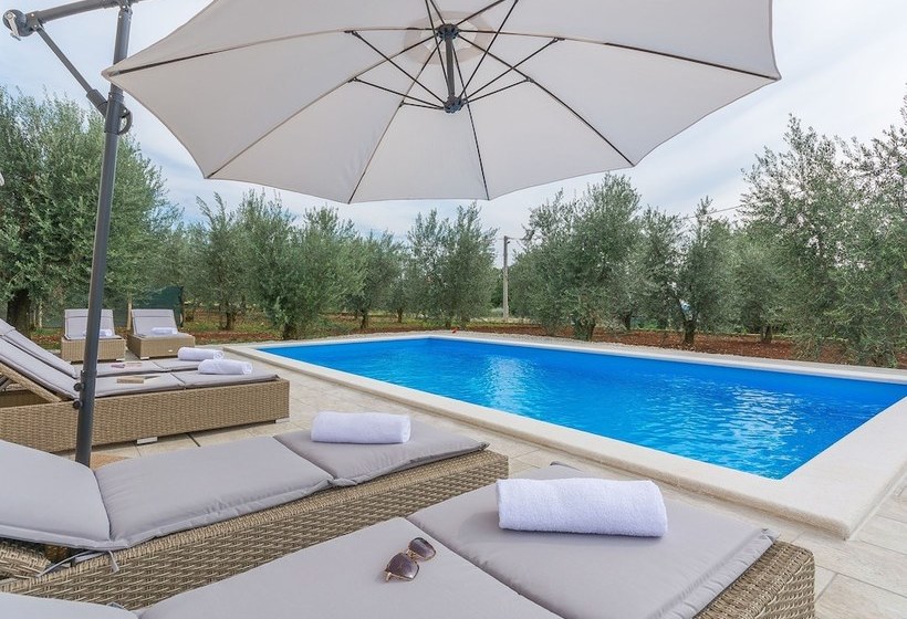 Modern Newly Built Villa In A Beautiful Location With Private Pool And Garden