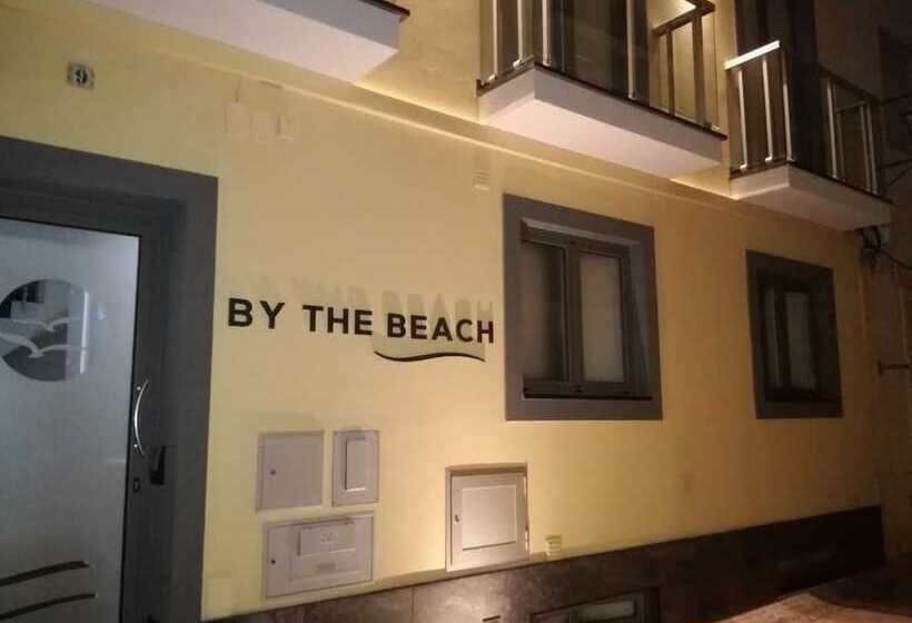 پانسیون By The Beach