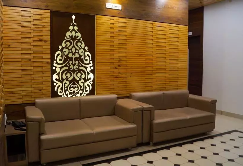 پانسیون Midtown