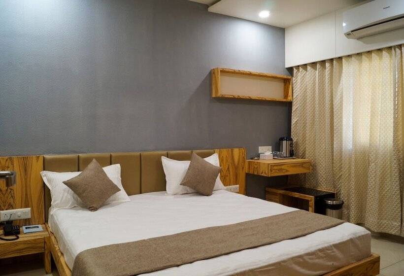 پانسیون Midtown