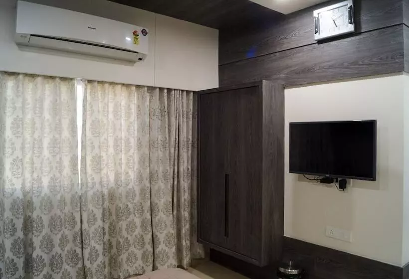 پانسیون Midtown