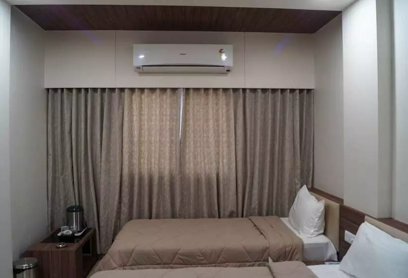 پانسیون Midtown