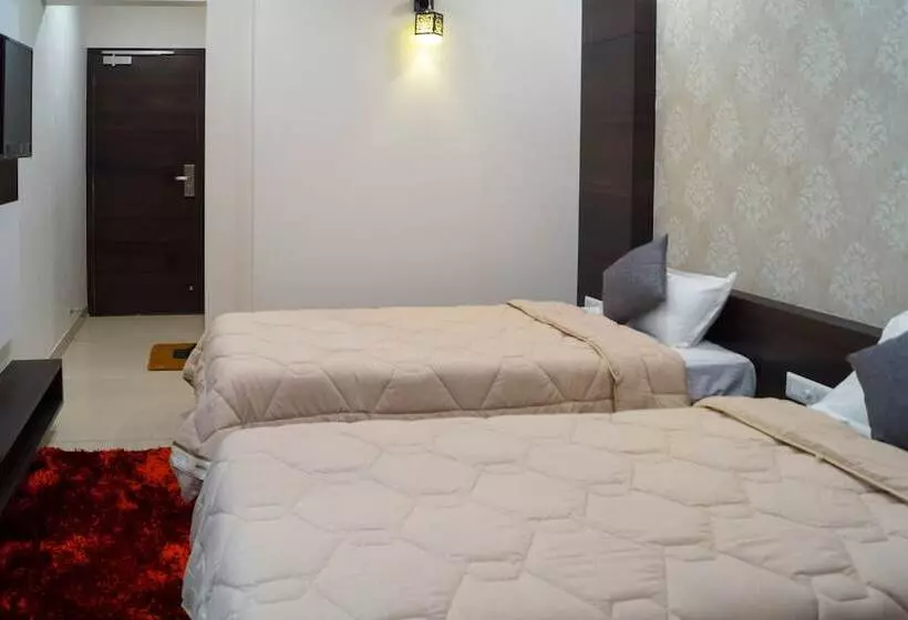 پانسیون Midtown