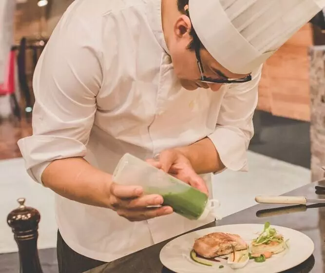 هتل Del Bono Park