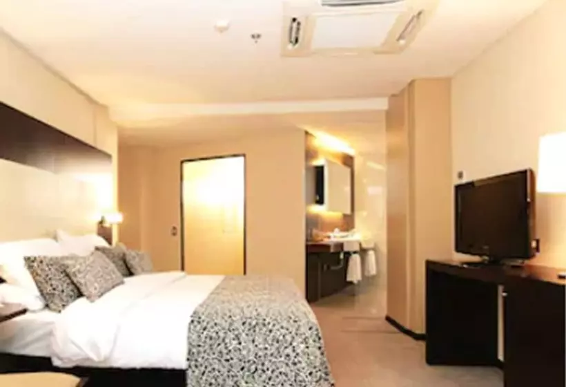 هتل Del Bono Park