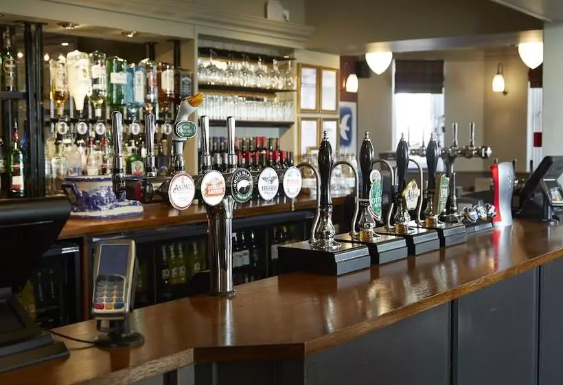 Отель Anchor Inn By Greene King Inns