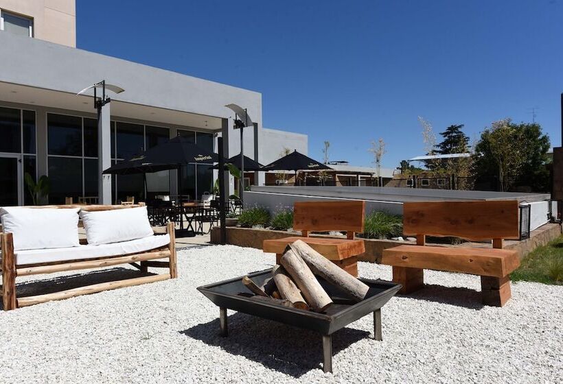 Отель Camberland Ramallo