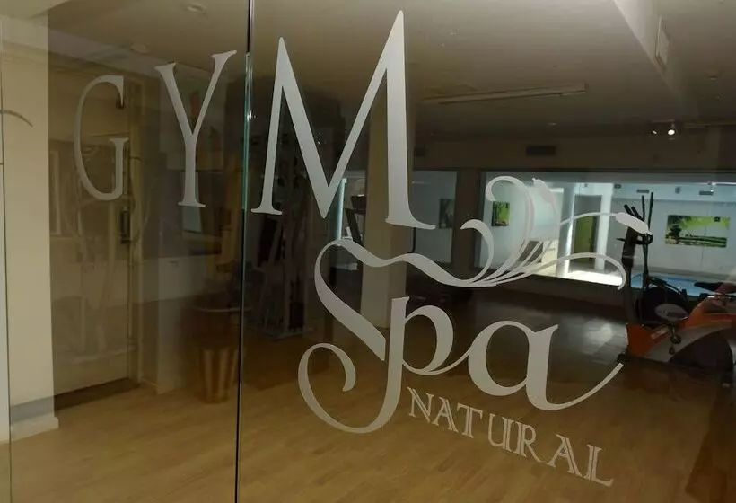 Отель Camberland Ramallo