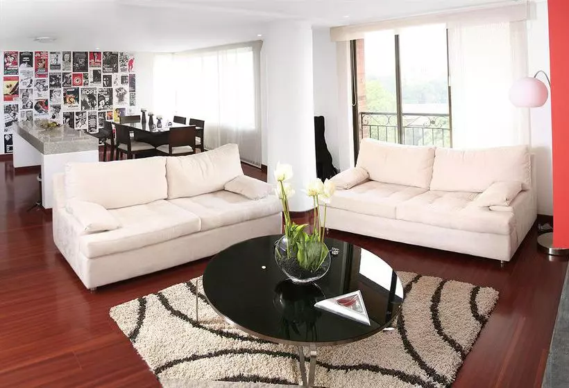 هتل Celebrities Suites