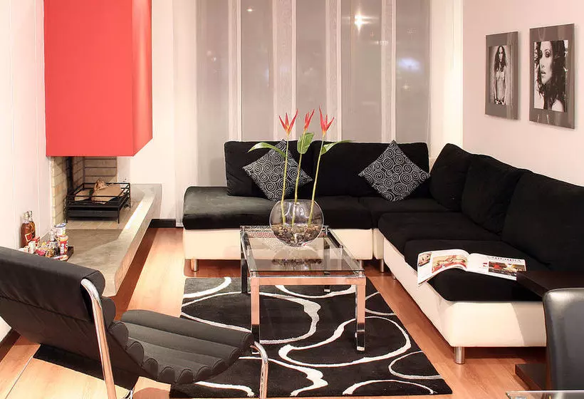 هتل Celebrities Suites