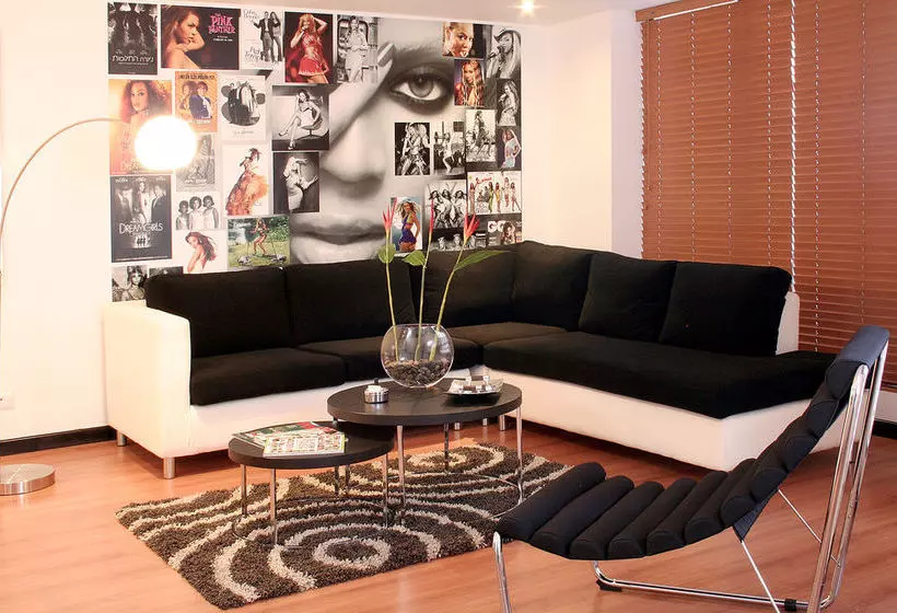 هتل Celebrities Suites