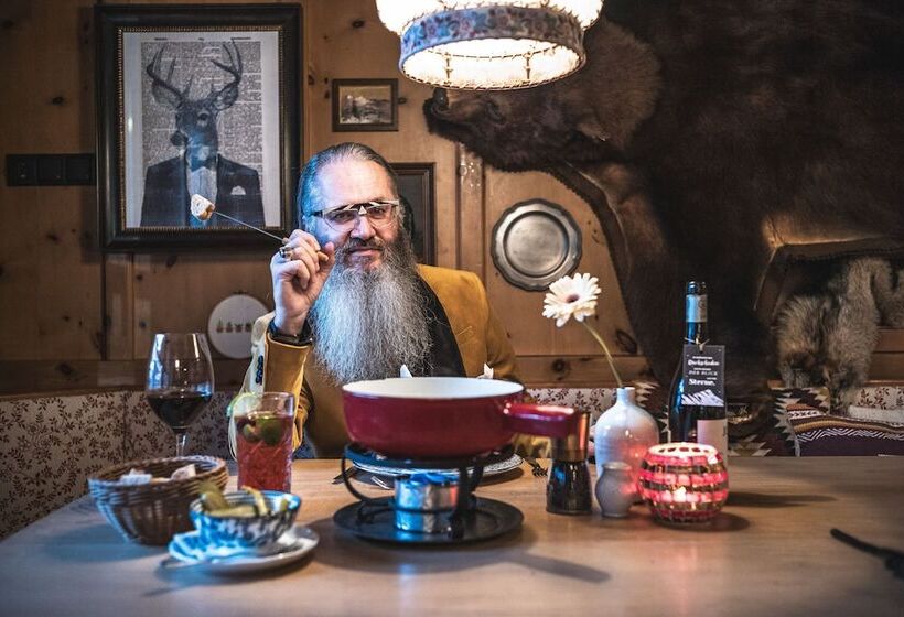 هتل Das Falkenstein