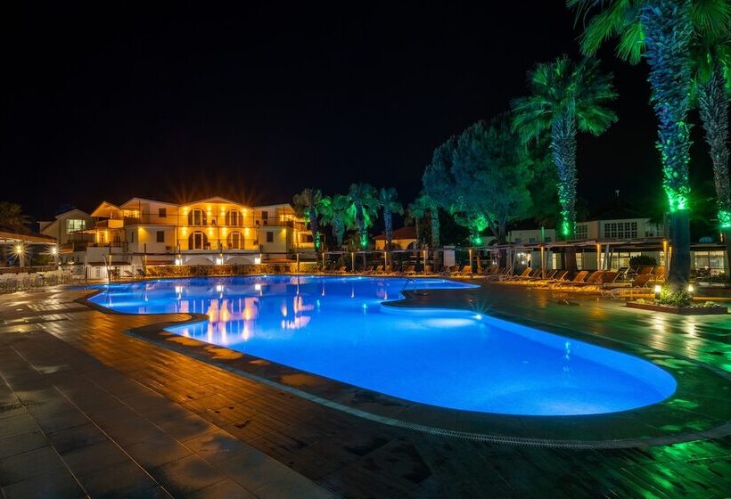 בית מלון כפרי Lykia Botanika Beach & Fun Club